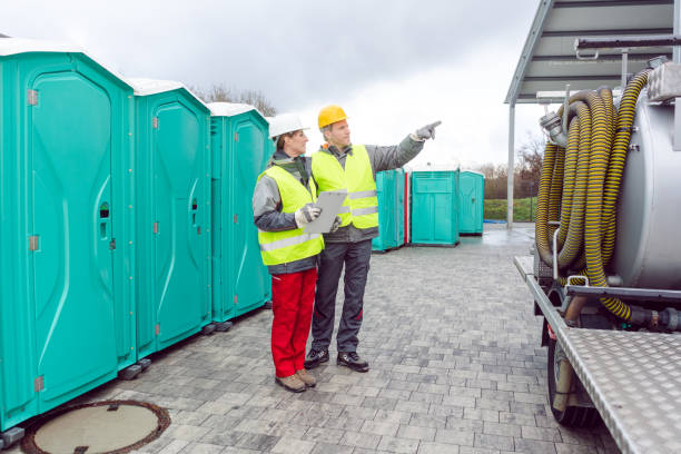 Types of Portable Toilets We Offer in Thompsonville, CT